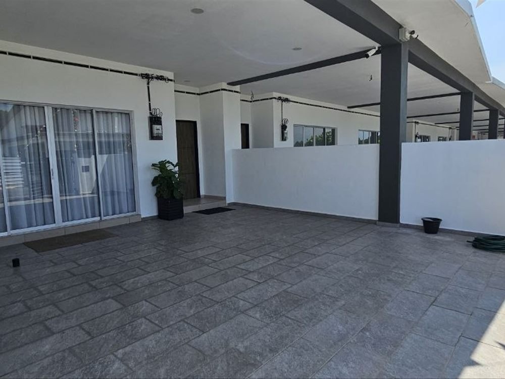 Double Storey Terrace show unit — view 2