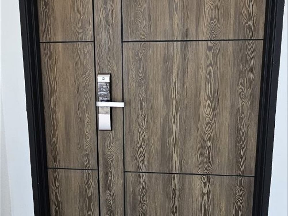 Double Storey Terrace show unit — view 5