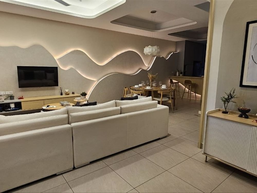 Double Storey Terrace show unit — view 7