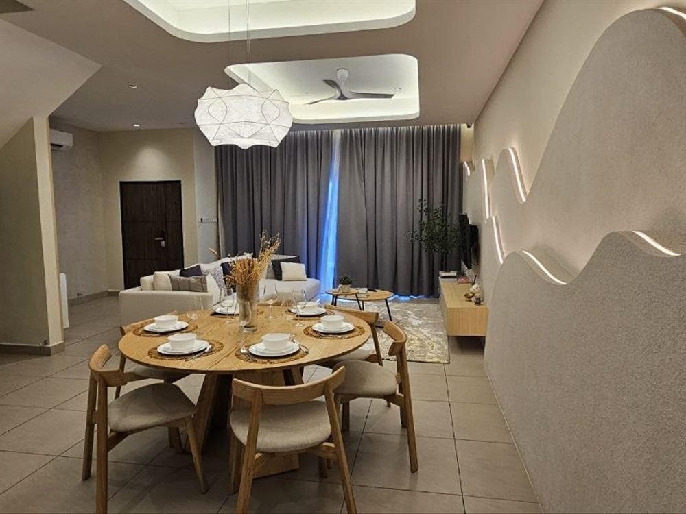 Double Storey Terrace show unit — view 14