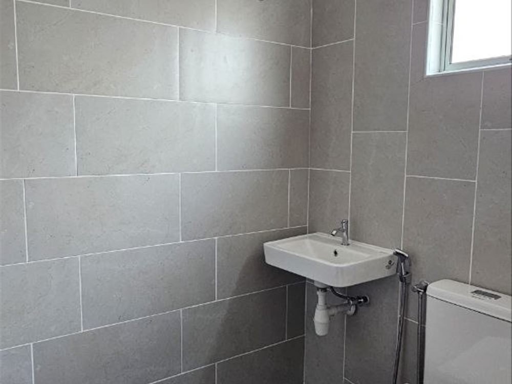 Double Storey Terrace show unit — view 20