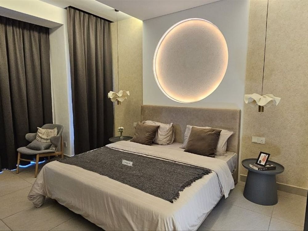 Double Storey Terrace show unit — view 21