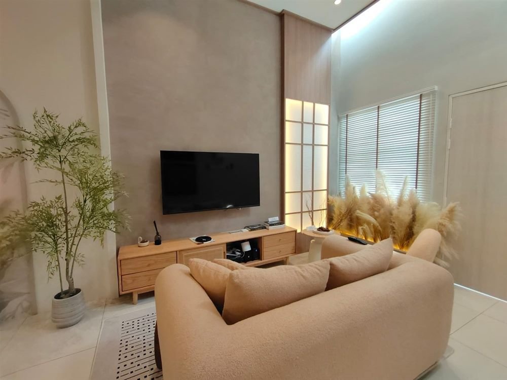 Terrace show unit — view 6