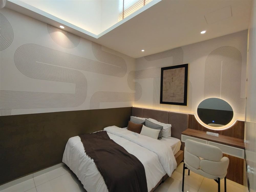 Terrace show unit — view 12