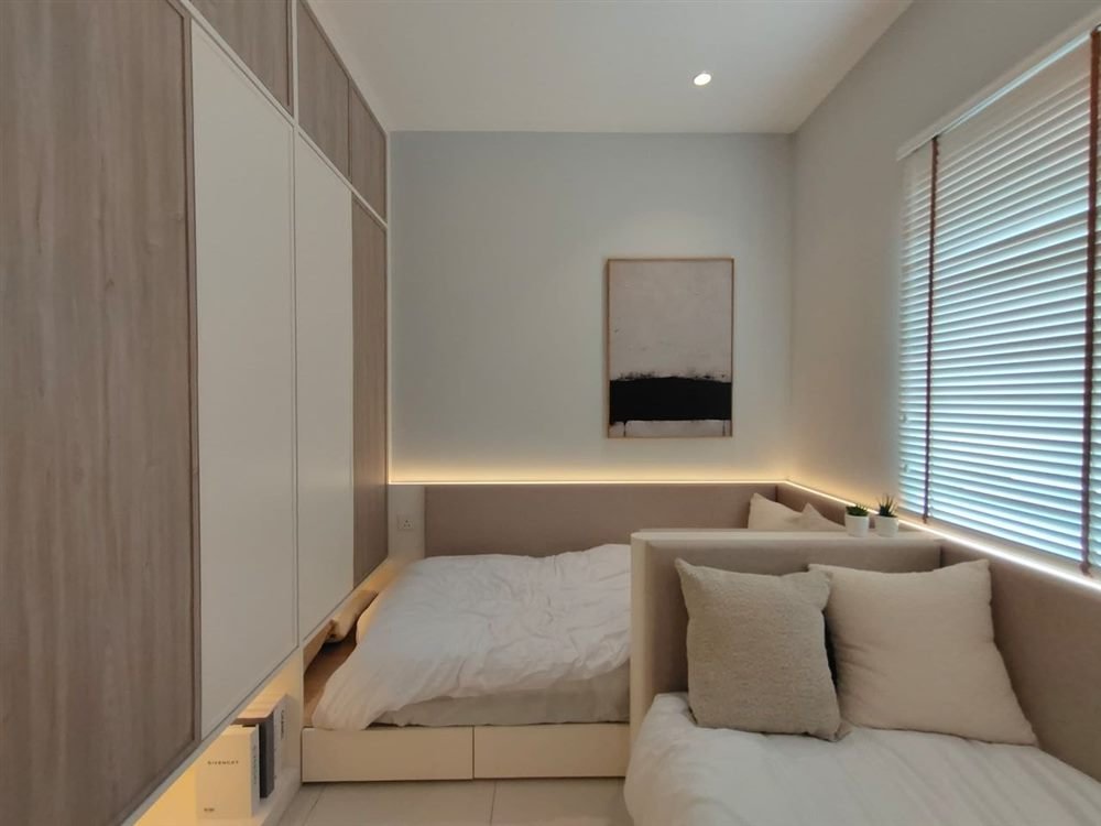 Terrace show unit — view 14